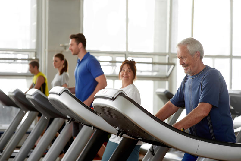 Mișcarea făcută regulat, alături de prieteni, ajută la păstrarea sănătații, Foto: © Denys Kovtun | Dreamstime.com