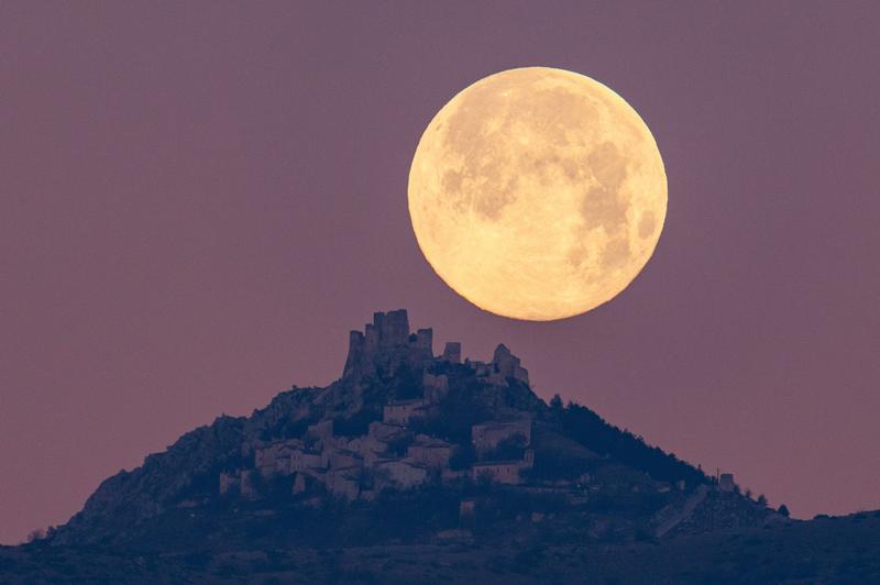 Sat in Italia, Foto: Lorenzo Di Cola/NurPhoto / Shutterstock Editorial / Profimedia