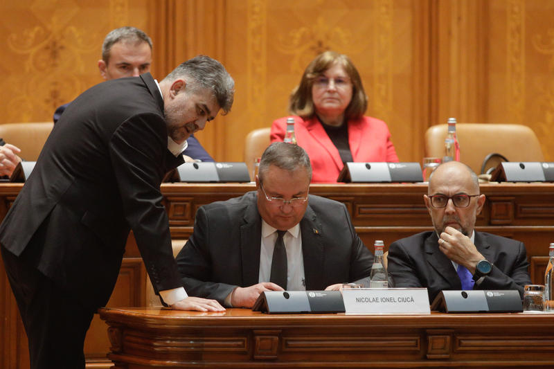 Marcel Ciolacu, Nicolae Ciucă și Kelemen Hunor, Foto: Inquam Photos / George Calin