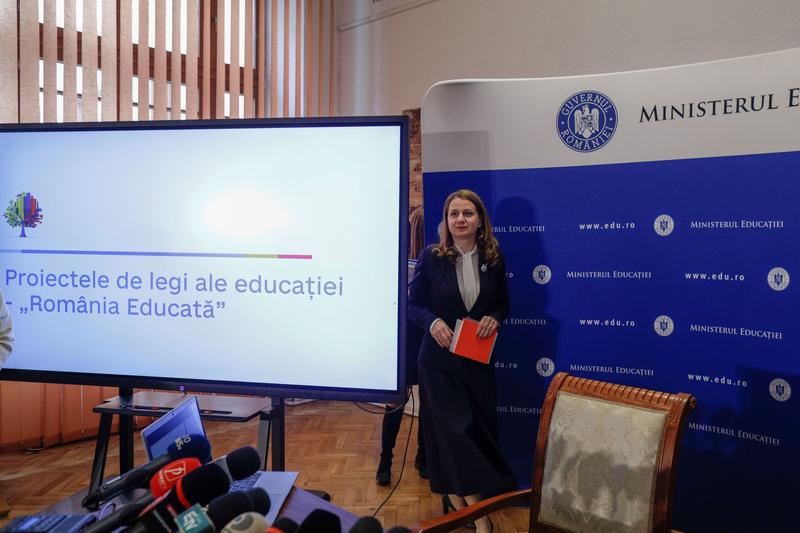 Ligia Deca prezintă legile educației, Foto: INQUAM Photos / Octav Ganea