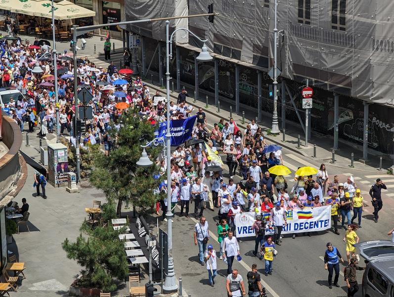 Marșul profesorilor pe Calea Victoriei, Foto: HotNews.ro / Victor Cozmei