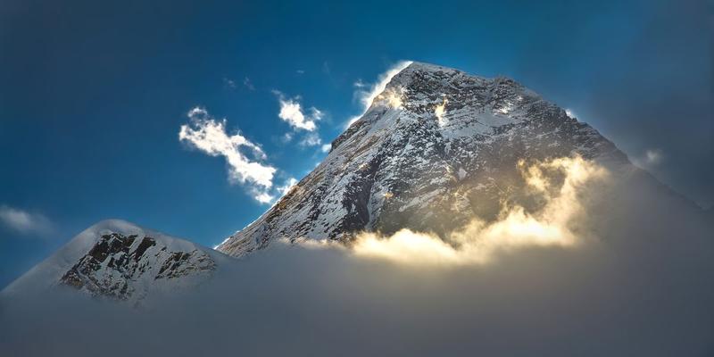 Everest, Foto: Anton Yankovyi, Dreamstime.com
