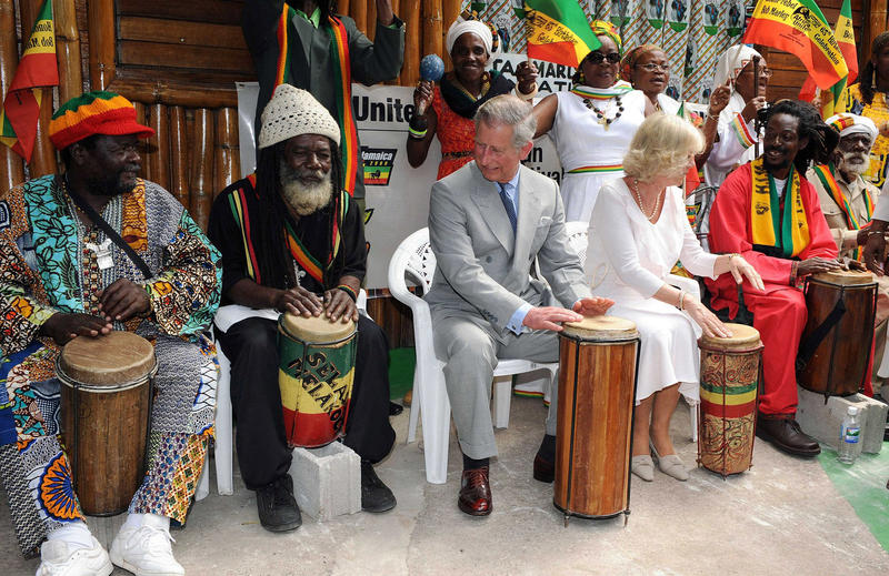 Regele Charles intr-o vizita in Jamaica in 2008, cand era mostenitor al tronului, Foto: Hussein Anwar / Sipa Press / Profimedia Images