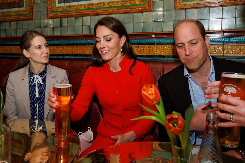 William si Kate in pub, Foto: Avalon.red / Avalon / Profimedia