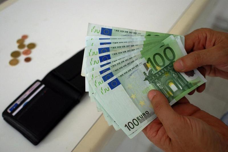 Bancnote de 100 de euro, Foto: Grassani/Fotogramma / Zuma Press / Profimedia