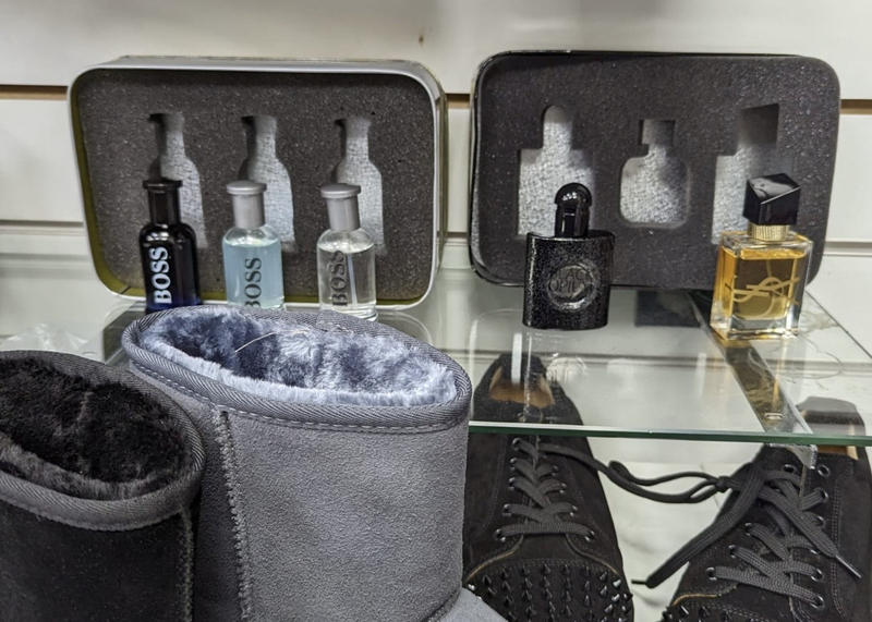 Atentie la produsele contrafacute, Foto: City of London Police / / SWNS / Profimedia