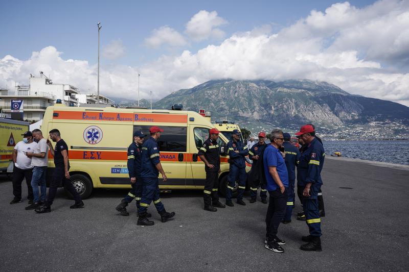 Zeci de migranti au murit in largul coastei Greciei, dupa ce barca in care se aflau s-a scufundat, Foto: Menelaos Myrillas / AFP / Profimedia