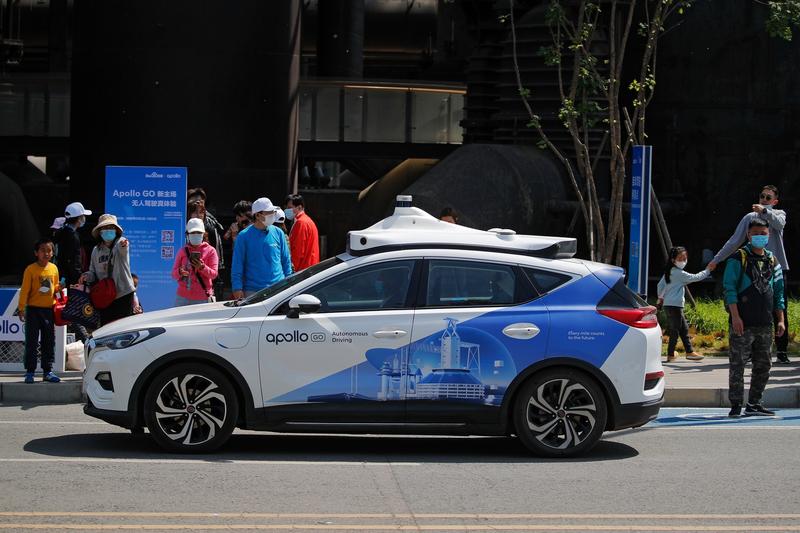 Taxi al Baidu in China sub sigla „Apollo” a companiei, Foto: Andy Wong / AP - The Associated Press / Profimedia