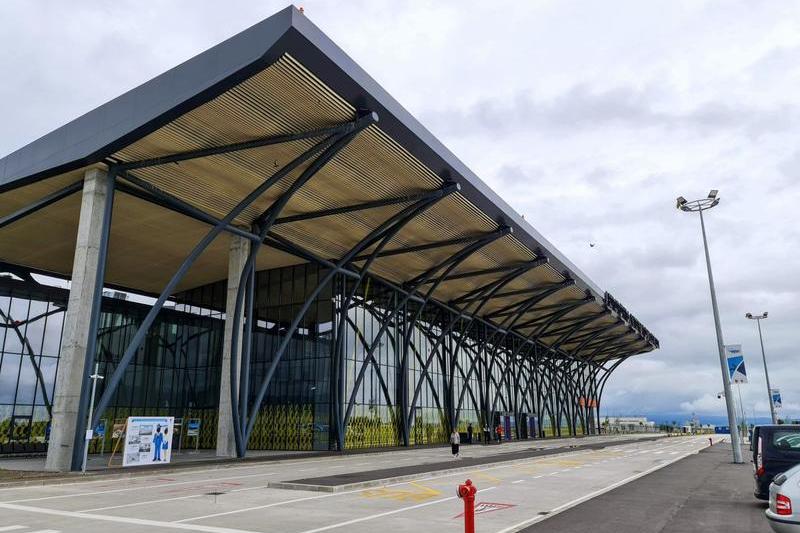 Aeroportul International Brasov Ghimbav, Foto: Vlad Barza / HotNews.ro