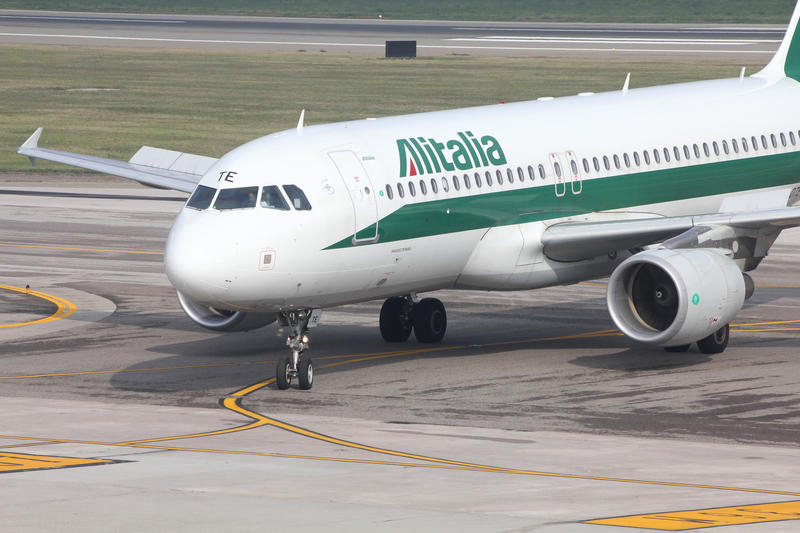 Avion Alitalia, Foto: Tupungato | Dreamstime.com