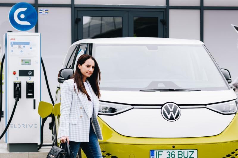 Volkswagen ID. Buzz la o statie Eldrive, Foto: Eldrive