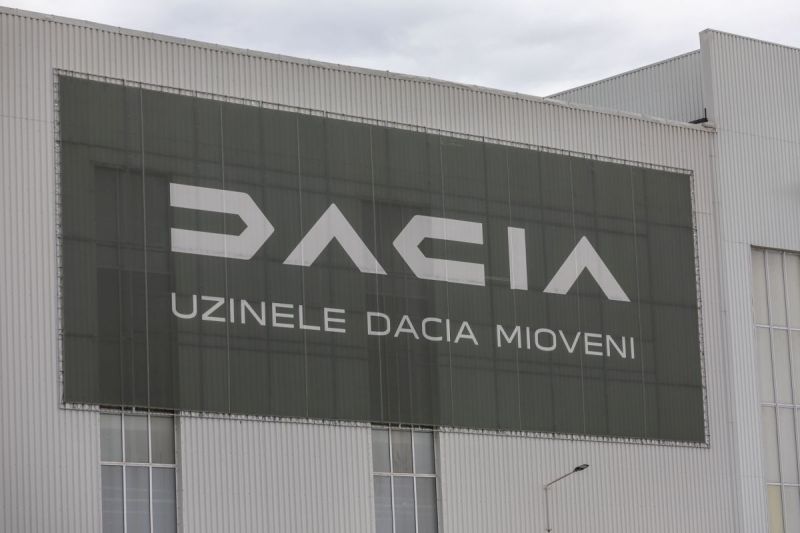 Schimbare de strategie la Renault. Dacia își poate pierde independența