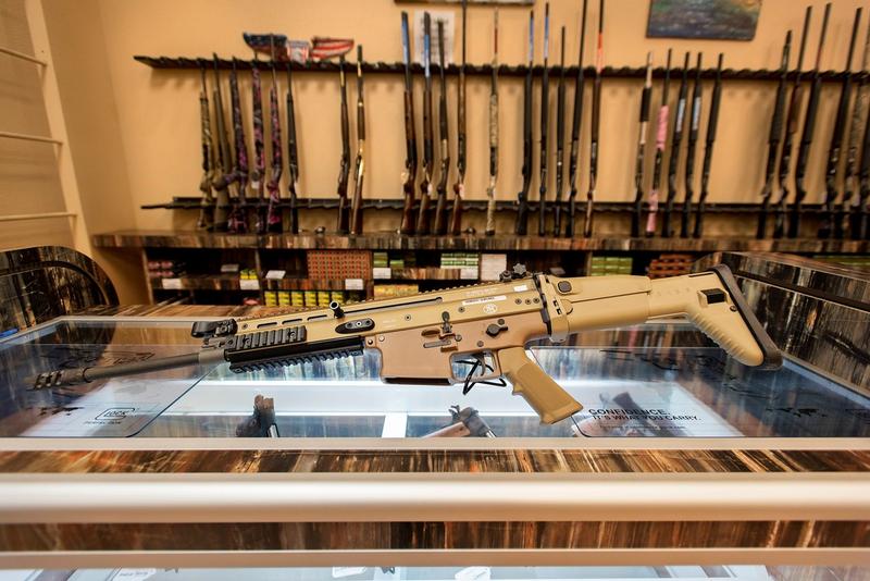 Pușcă de asalt FN SCAR, Foto: Andy Alfaro / Zuma Press / Profimedia