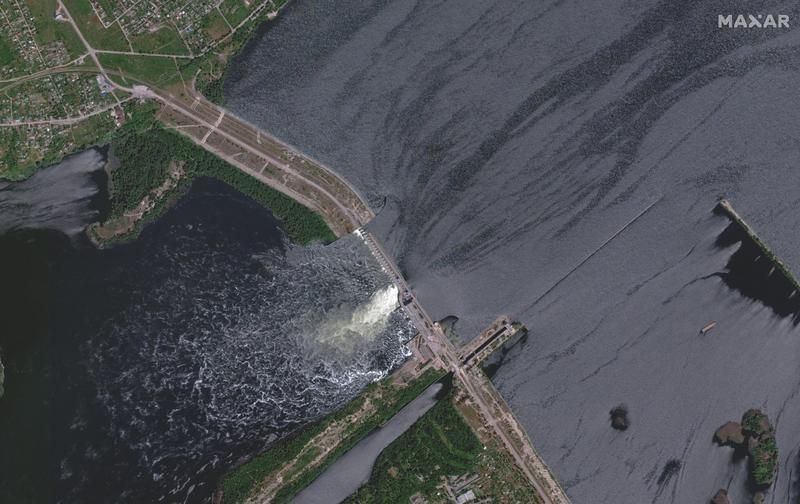 Imagine din satelit a barajului Nova Khakovka la 28 mai, distrus pe 6 iunie , Foto: AFP / AFP / Profimedia