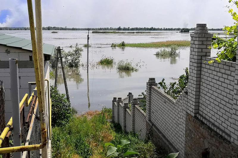 Hersonul inundat dupa ce barajul din Nova Kakhovka a fost aruncat in aer, Foto: Oleg TUCHYNSKY / AFP / Profimedia