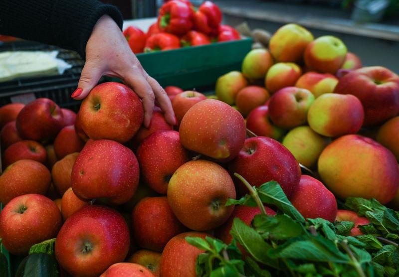 Mere poloneze la piață, Foto: Artur Widak/NurPhoto / Shutterstock Editorial / Profimedia