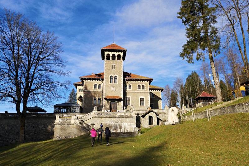 Castelul Cantacuzino, Bușteni, Foto: Diana Coman / Dreamstime.com