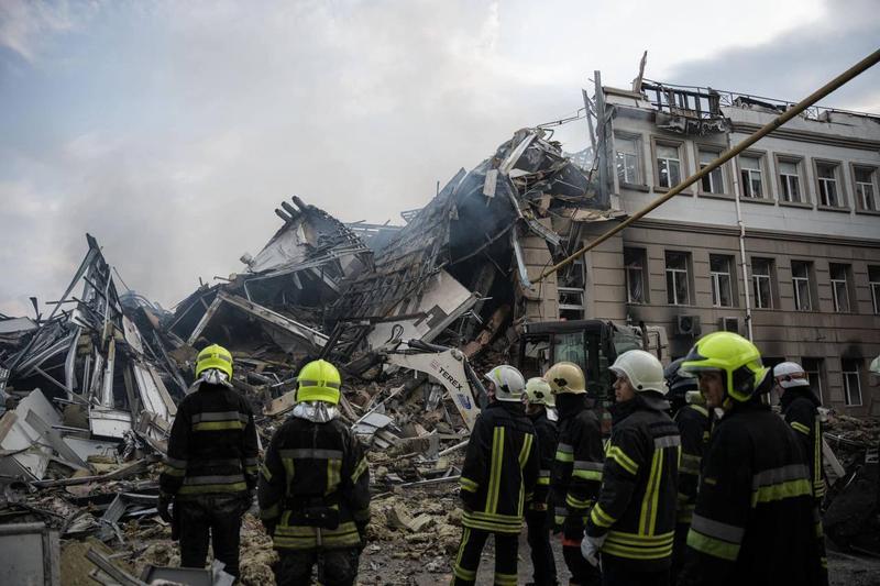 Cladire distrusa de bombardamentele rusesti asupra Odesei, Foto: State Emergency Service of Ukraine / AFP / Profimedia Images