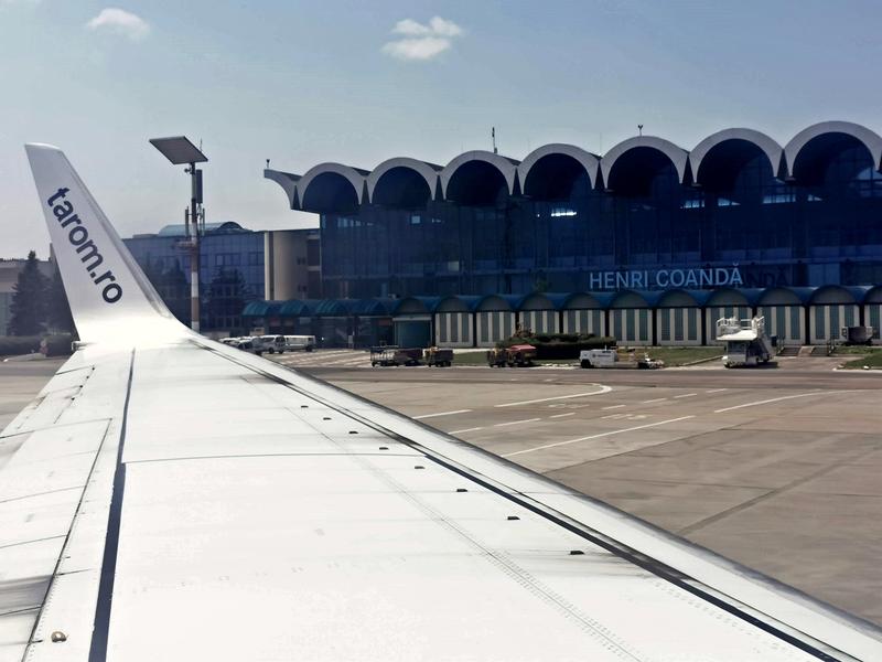Avion Tarom pe Aeroportul Henri Coanda, Foto: Adrian Ilincescu/ HotNews.ro