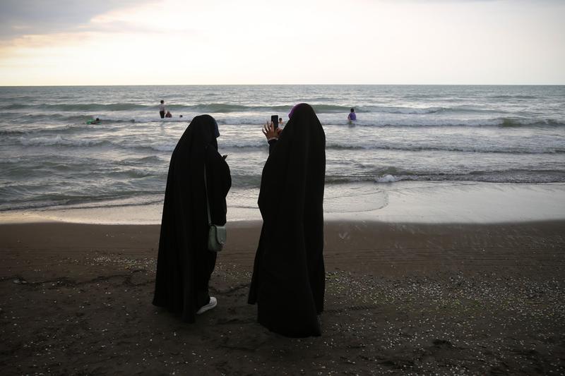 Femei din Iran, Foto: Rouzbeh Fouladi / Zuma Press / Profimedia