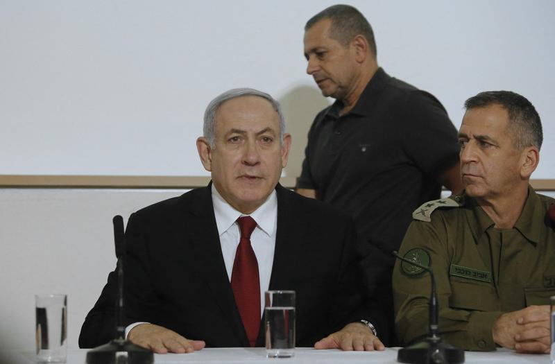 Benjamin Netanyahu alaturi de Nadav Argaman in perioada in care acesta conducea Shin Bet, Foto: GIL COHEN-MAGEN / AFP / Profimedia