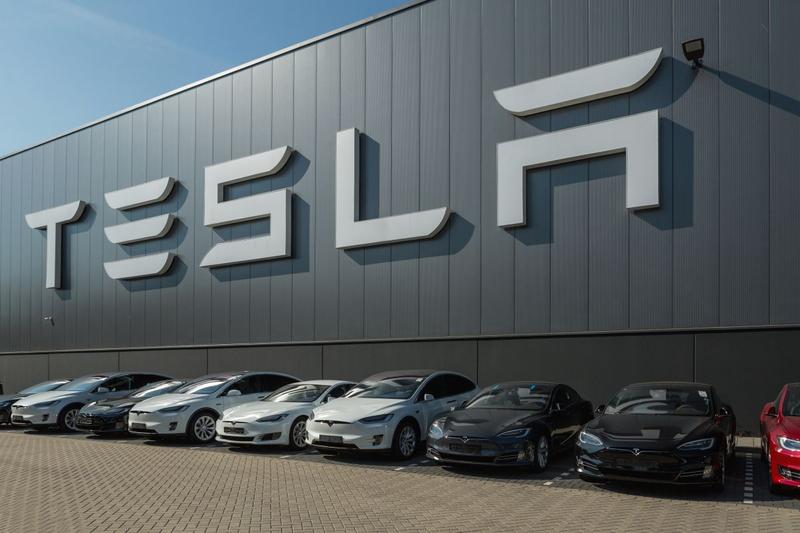 Masina Tesla, Foto: Shutterstock