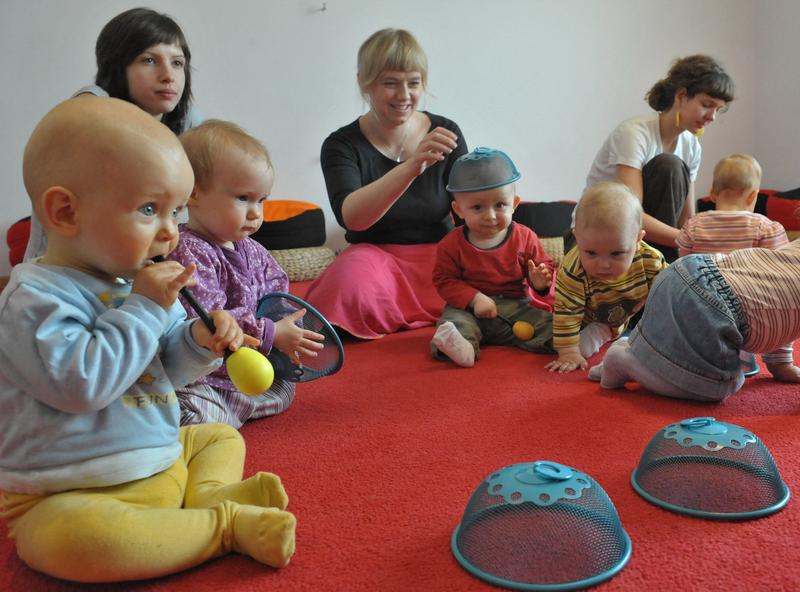 Mame cu copii, Foto: Janek Skarzynski / AFP / Profimedia Images