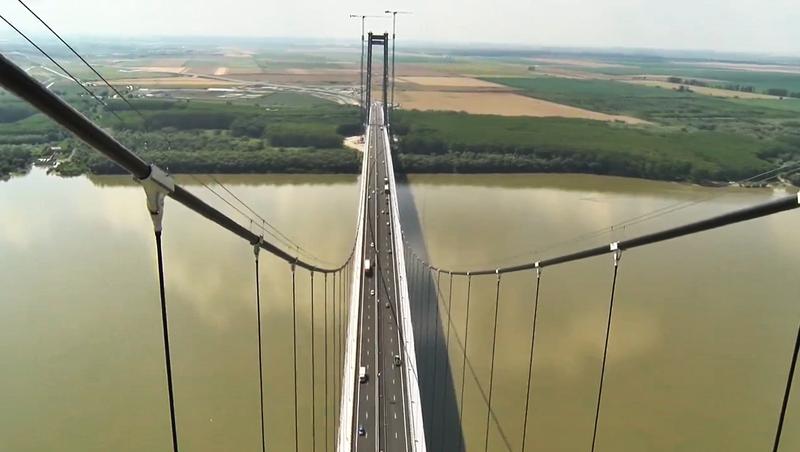 Circulatia deschisa pe Podul de la Braila, Foto: Captura video