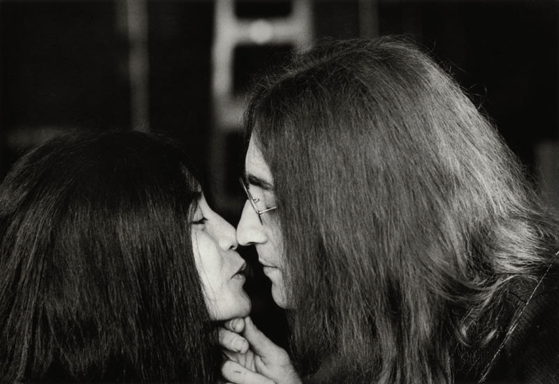 Yoko Ono și John Lennon, de Tom Blau din colecția National Portrait Gallery, Foto: Tom Blau, colecția NPG Londra