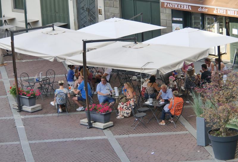 Oameni, terase, concediu, Foto: Luca Ponti / ipa-agency.net / IPA / Profimedia