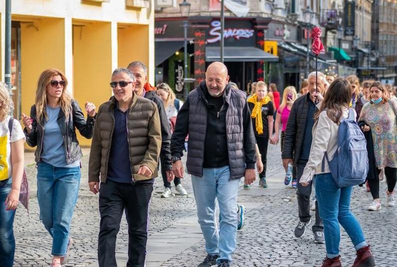 Turisti straini in Centrul vechi din Bucuresti, Foto: Cristi Croitoru / Dreamstime.com