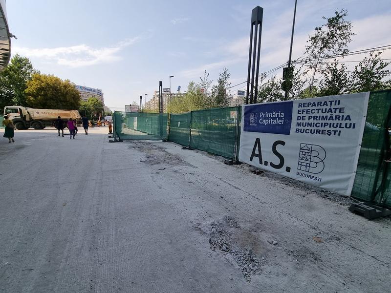 Primăria Capitalei a scos pavelele din Piața Unirii , Foto: Hotnews / Catiușa Ivanov