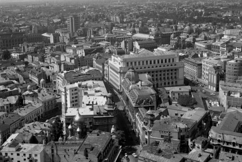 București, 1967 - Centrul vechi al Capitalei, Banca Națională din Strada Doamnei, Foto: AGERPRES FOTO/ARHIVA