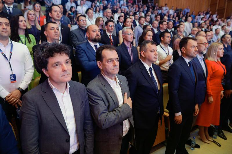 Nicușor Dan, Ludovic Orban și Eugen Tomac la congresul USR , Foto: Inquam Photos / George Călin
