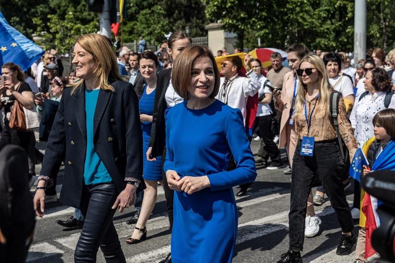 Maia Sandu și Roberta Metsola la mitingul proeuropean de la Chișinău, 21 mai 2023, Foto: ABACA / Abaca Press / Profimedia