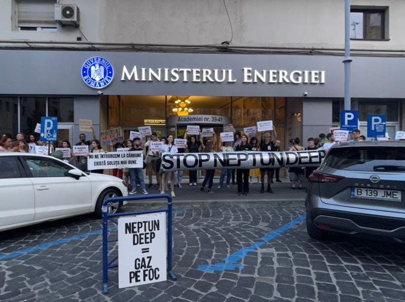 Protest la ministerul Energiei, Foto: Andra Mureșan/ HotNews.ro