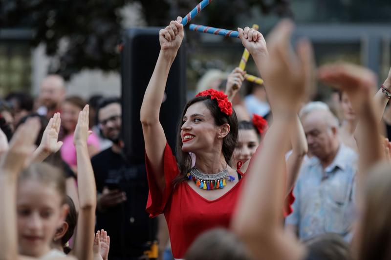 Dans pe străzile Bucureștiului , Foto: Inquam Photos / George Calin