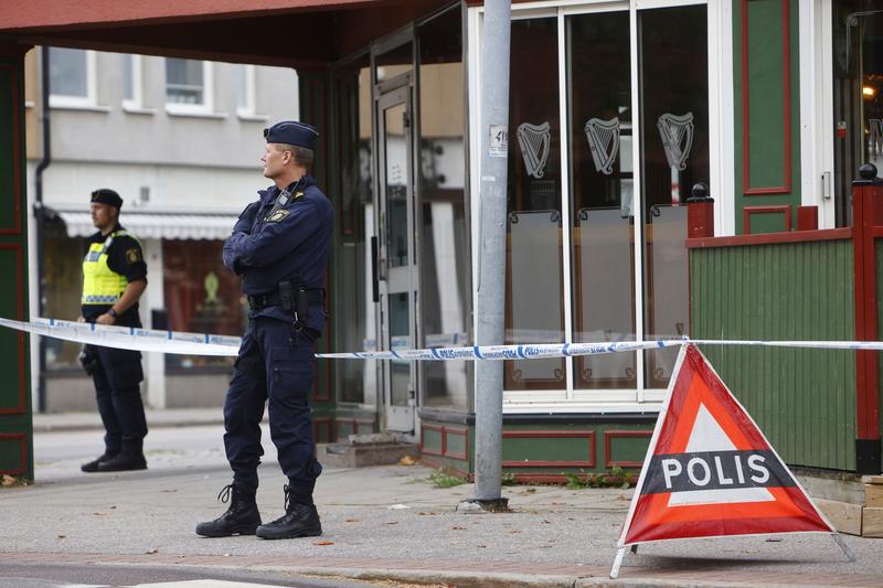 Atacul din Sandviken a vizat un restaurant de tip „Irish pub”, Foto: Henrik Hansson / Associated Press / Profimedia Images