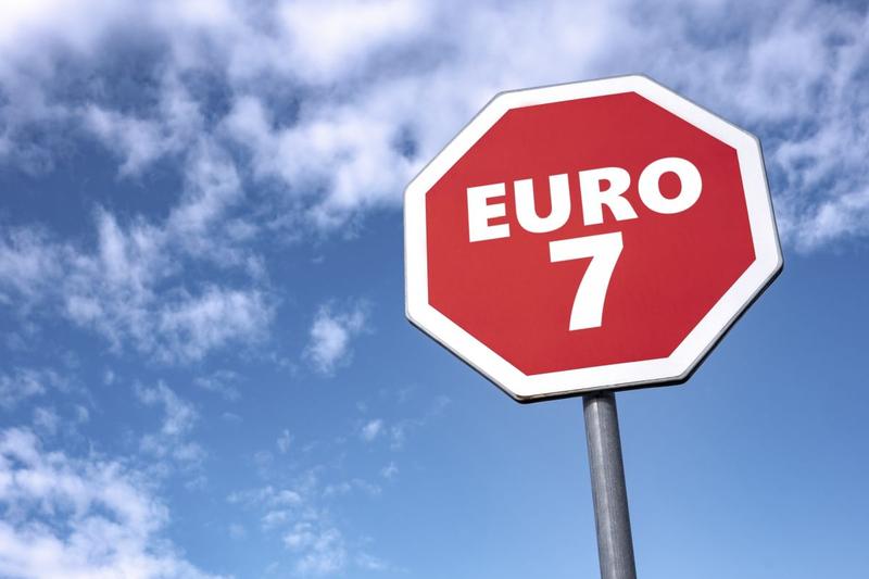 Euro 7, Foto: Mino Surkala, Dreamstime.com