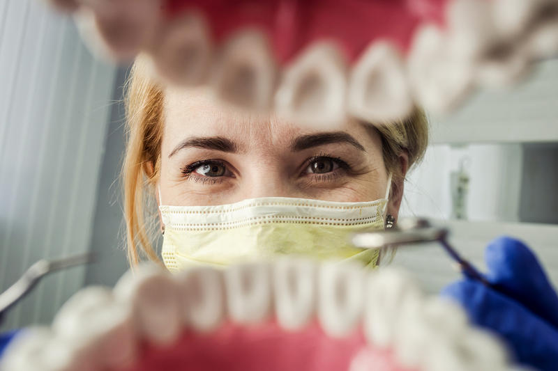 Studiile au arătat că există o legătura între boala parodontală, pierderea dinților și boala Alzheimer , Foto: © Viktor Bondar | Dreamstime.com