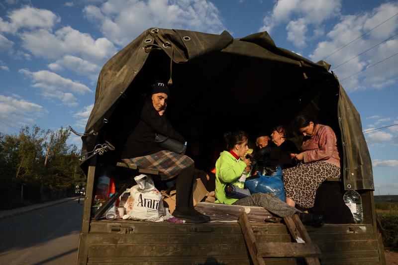 Etnicii armeni fug din Nagorno-Karabah de frica azerilor, Foto: Alain JOCARD / AFP / Profimedia