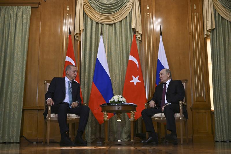 Recep Erdogan și Vladimir Putin la Soci, Foto: Dogukan Keskinkilic / AFP / Profimedia