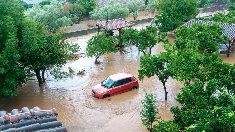 Ρεκόρ βροχοπτώσεων στην Ελλάδα – Σε λιγότερο από μισή μέρα έβρεξε δεκάδες φορές περισσότερο από τον μέσο όρο του Σεπτεμβρίου