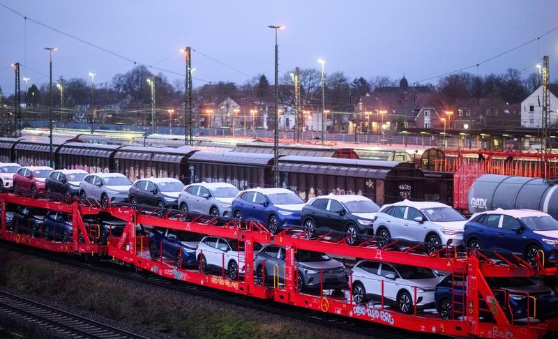 Mașini noi, Foto: dpa picture alliance / Alamy / Alamy / Profimedia