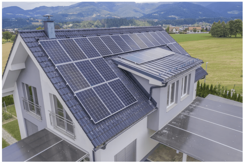 Panouri fotovoltaice, Foto: freepik.com