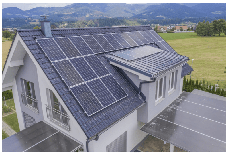 Panouri fotovoltaice, Foto: freepik.com