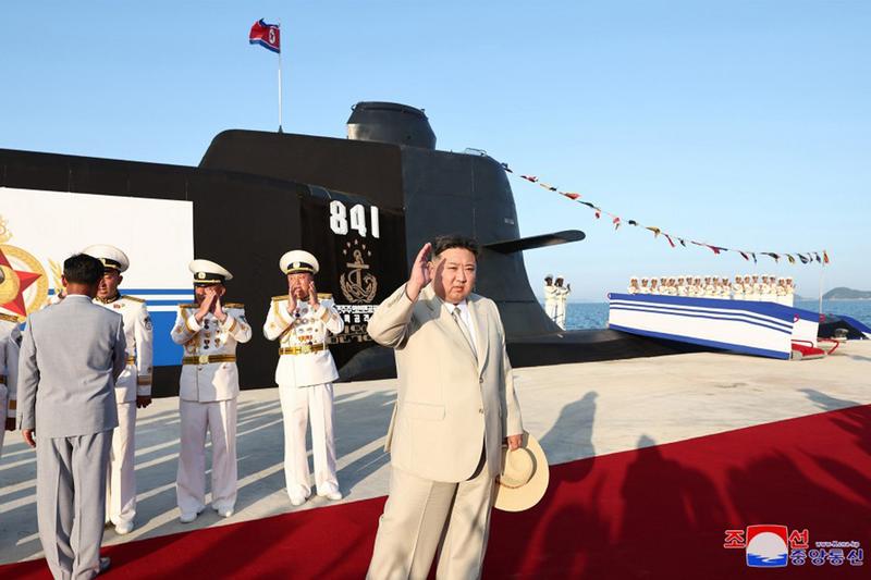 Liderul suprem Kim Jong Un la prezentarea submarinului nuclear, Foto: KCNA / UPI / Profimedia Images