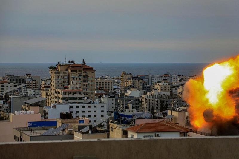 Explozii in Gaza City, Foto: Hashem Zimmo / Zuma Press / Profimedia