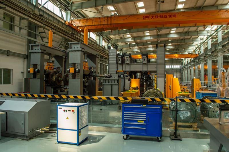 Intr-o fabrica a chinezilor de la CRRC, Foto: Mirko Kuzmanovic, Dreamstime.com