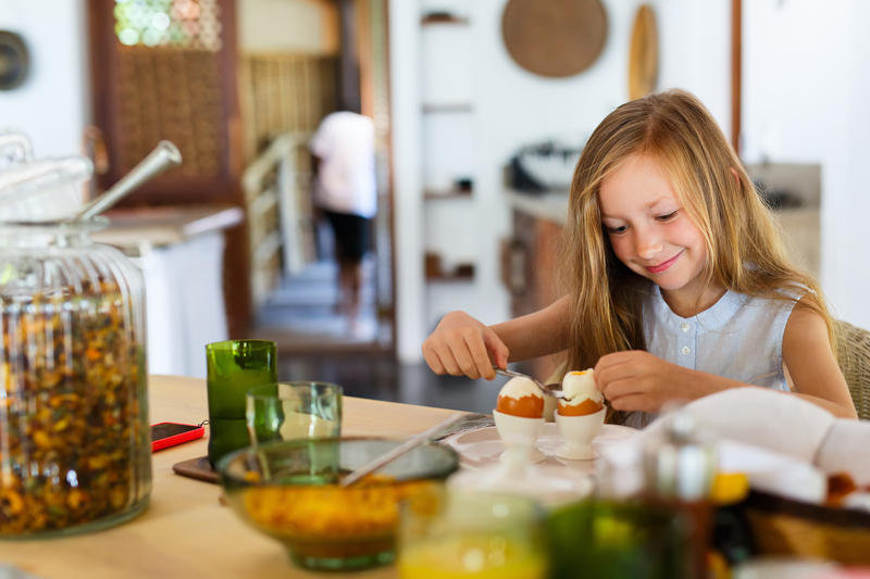 Proteinele la micul dejun au roluri importante atât în sațietate, cât și pentru buna concentrare, Foto: © Alexander Shalamov | Dreamstime.com